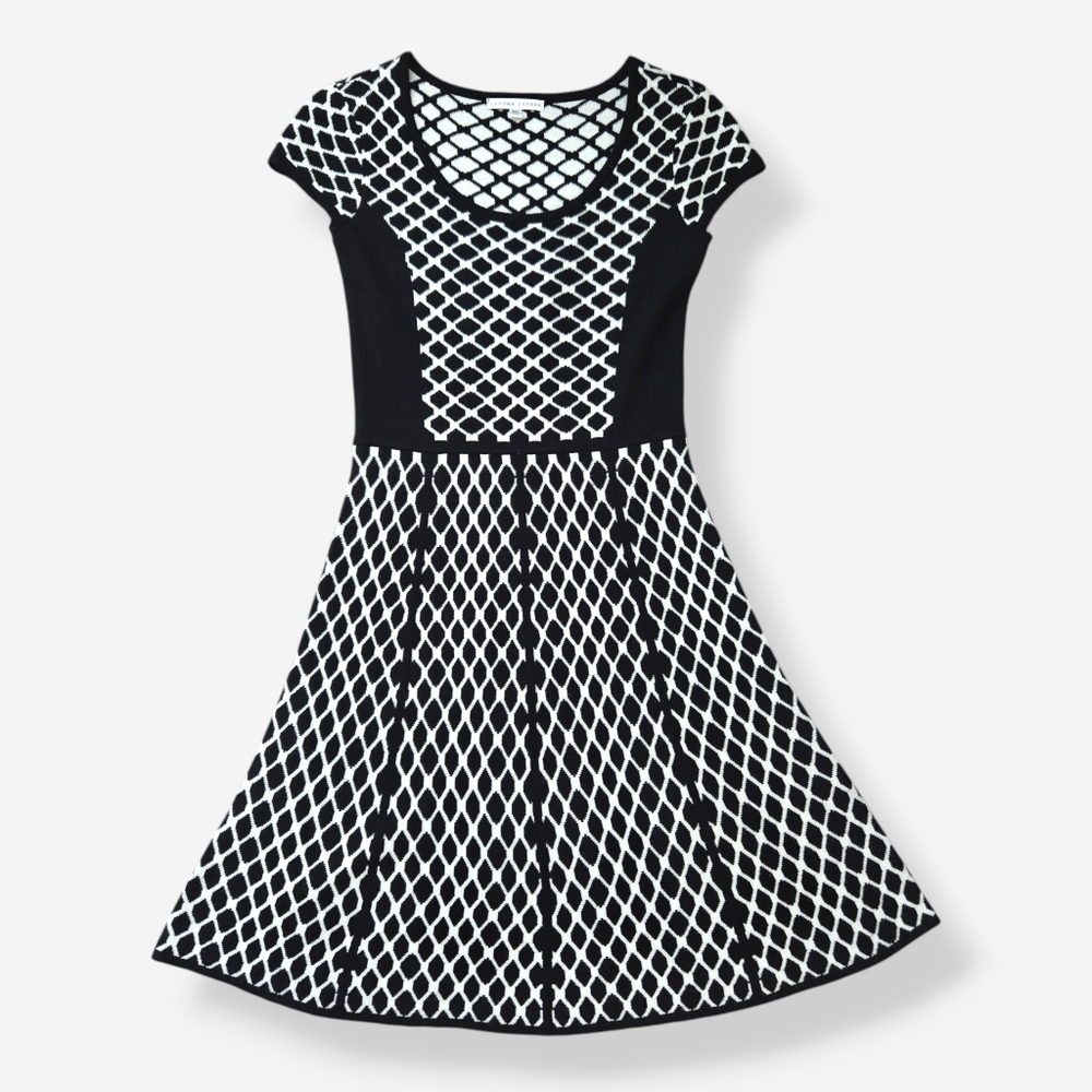 Sandra Darren Black and White Knit Midi Dress Small